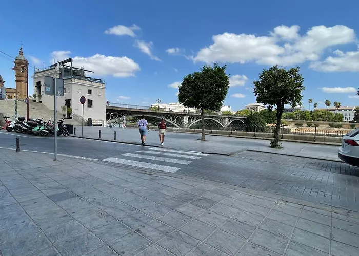 Apartamento En Calle Rocio-Triana